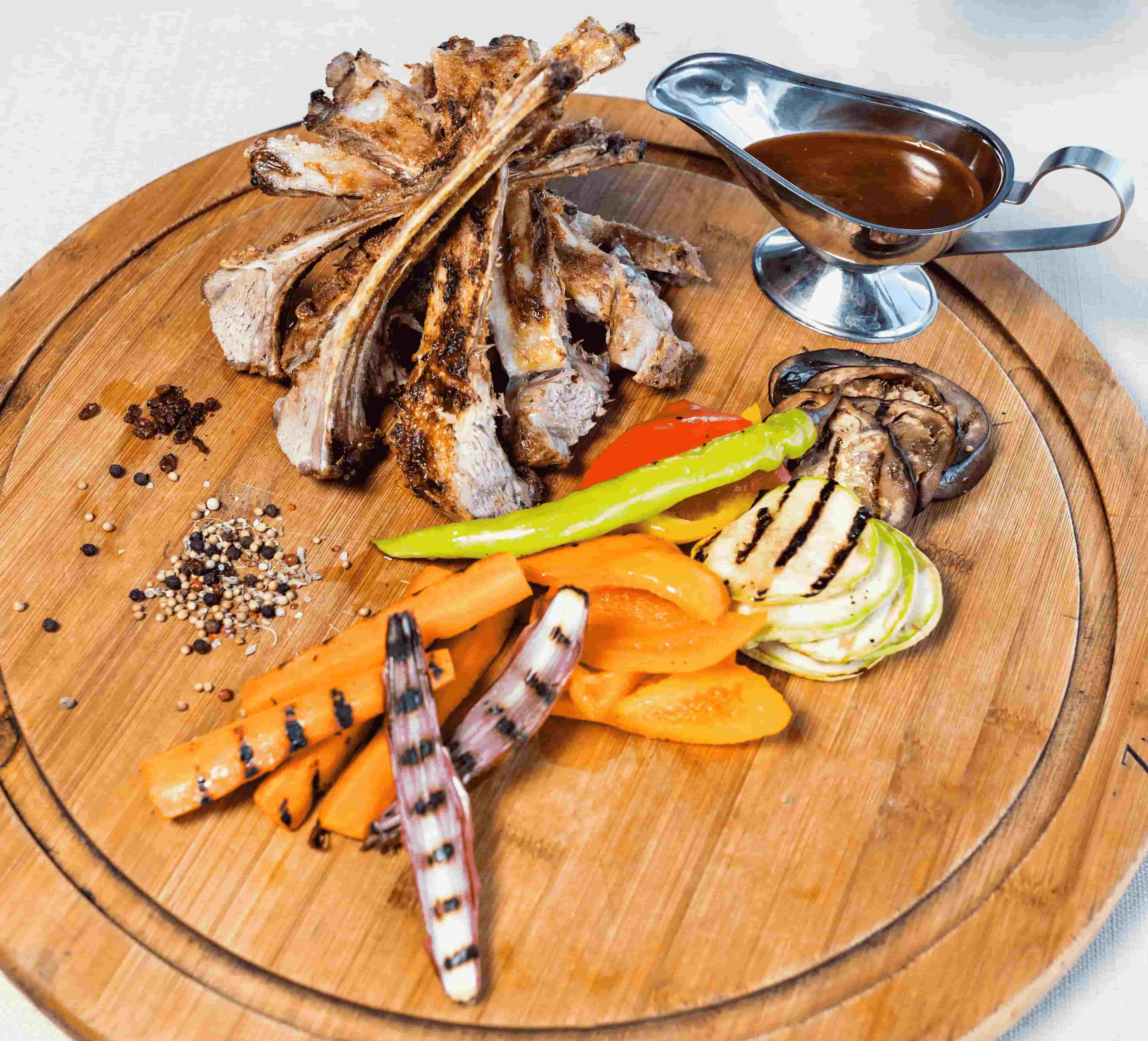 Photo of beautifully arranged food